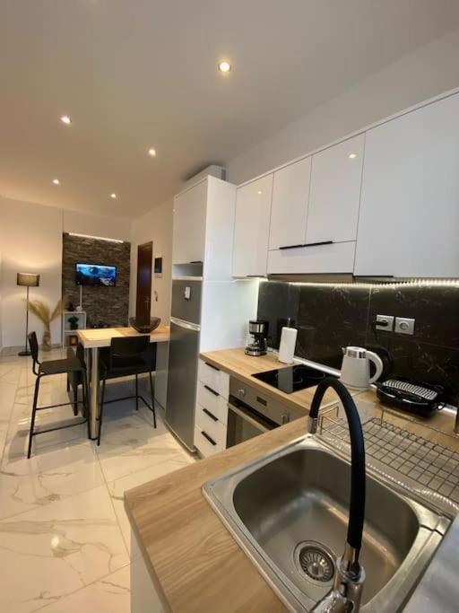 Esteticaapartments. Rhodes City Bagian luar foto